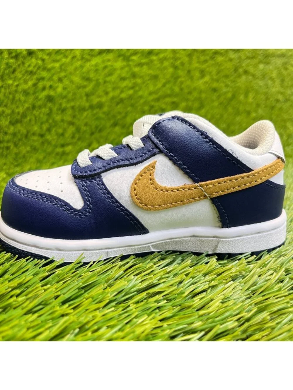 Nike Dunk Low Toddler Size 7C White Blue Athletic Walking Leather Shoes Sneakers